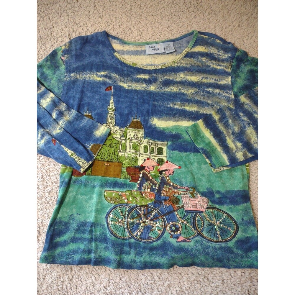 Jane Ashley Top Womens M Traveling Vacation Scene Wearable Art